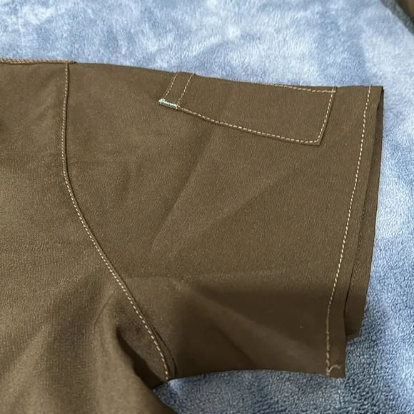 Scrub Top - Picture 3 of 6